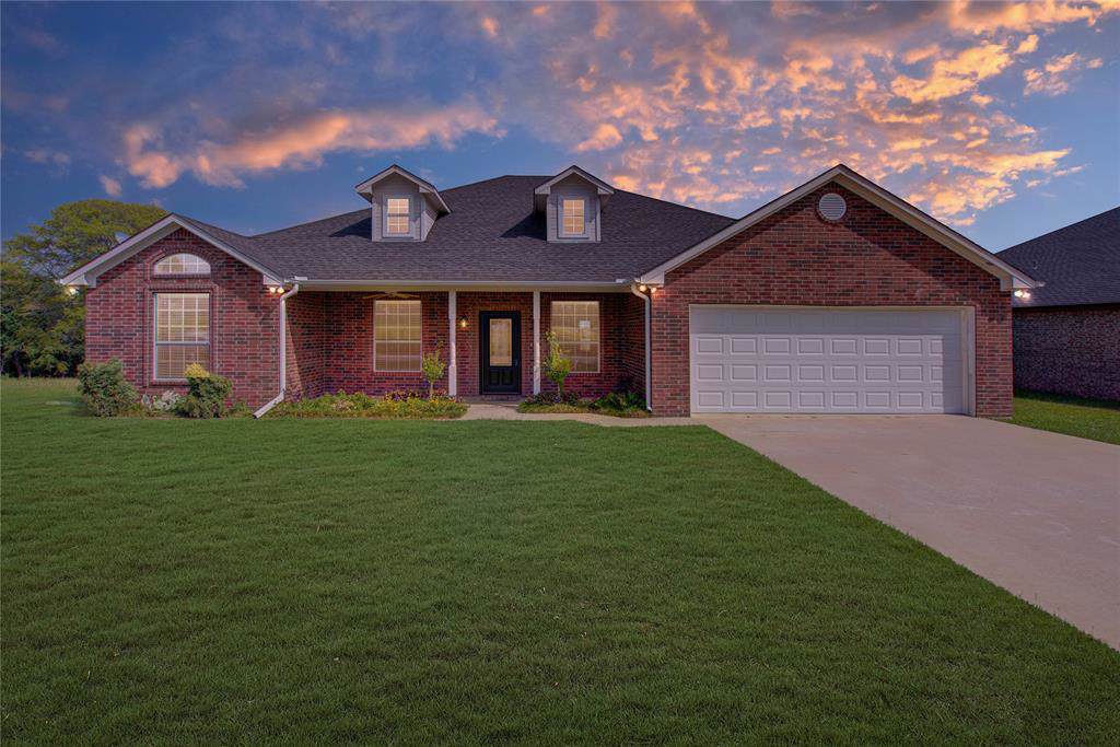 1025 Stagecoach Bend - Photo 1
