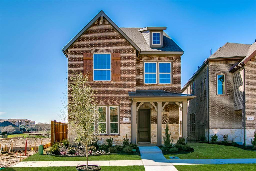 572 Courtyard Drive - Photo 1