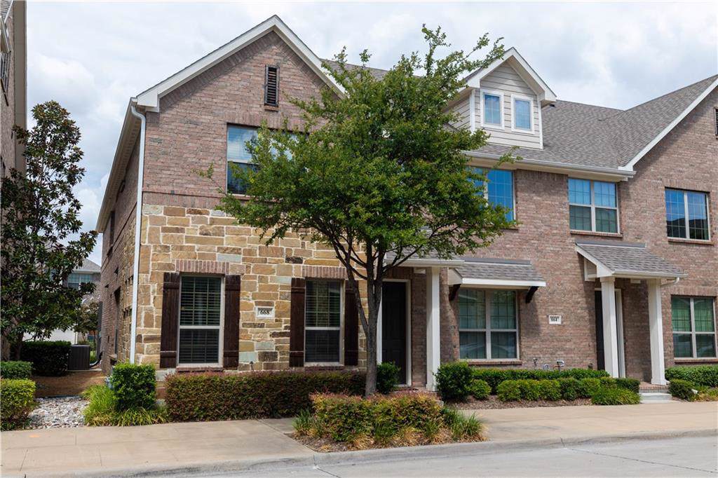 668 Matthew Place - Photo 1