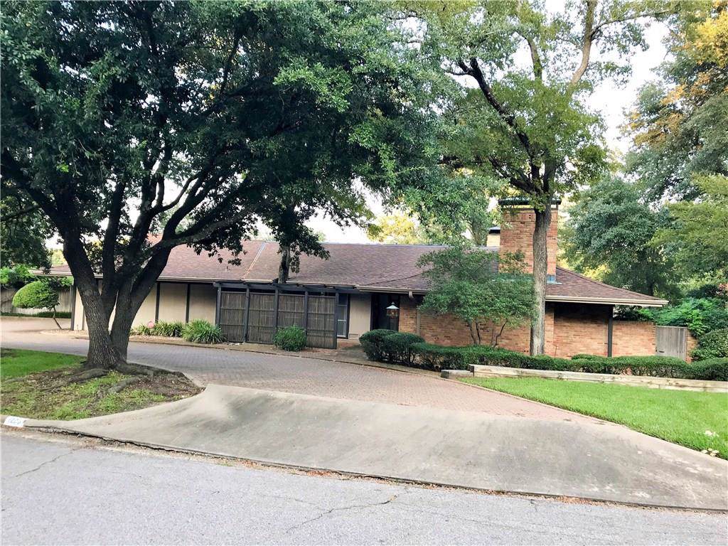 1205 Dundale Circle - Photo 1