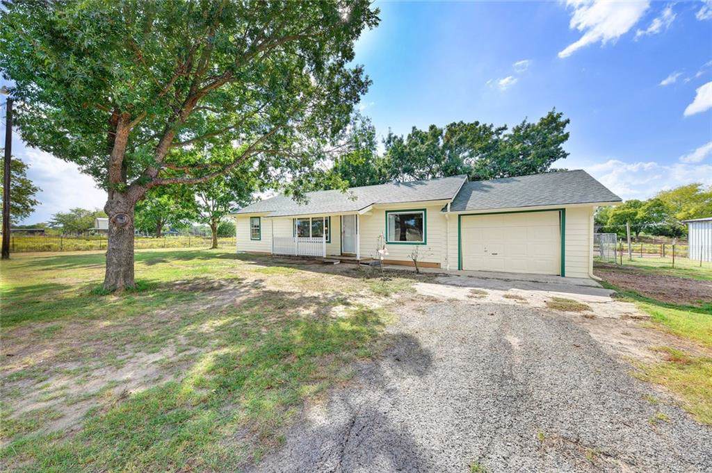 1429 County Road 3562 - Photo 1