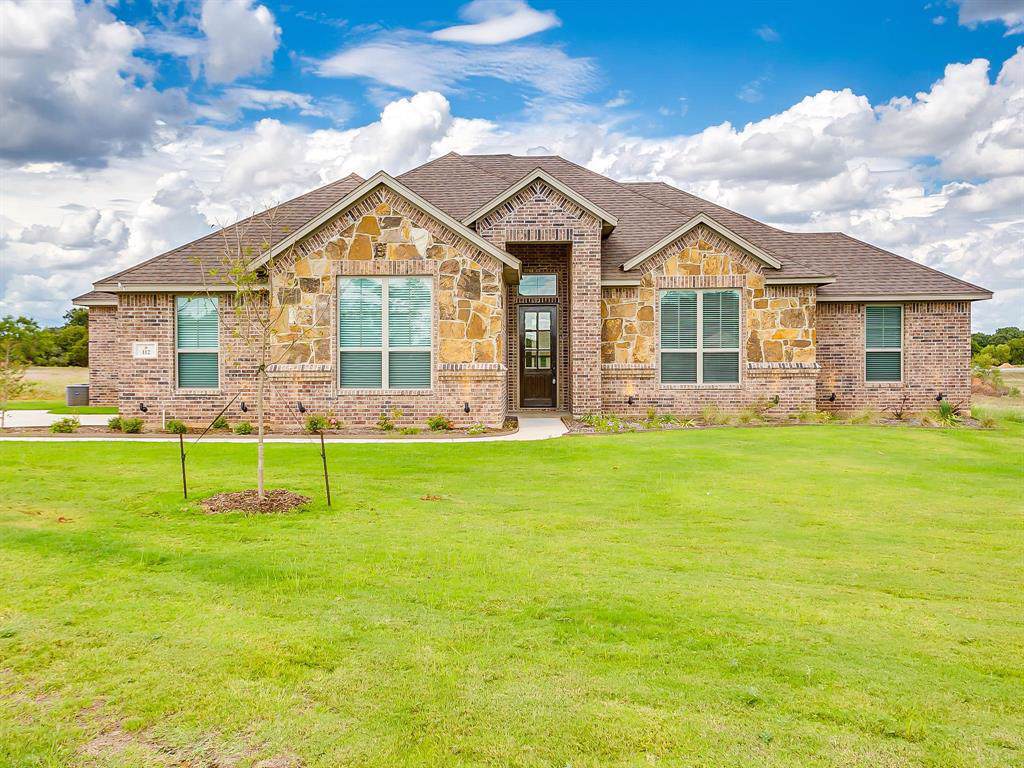 112 Maudy Lane - Photo 1