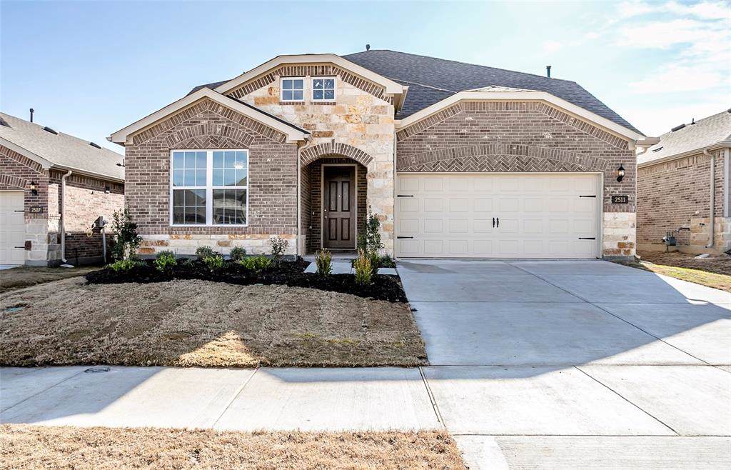 2511 Candle Lane - Photo 1