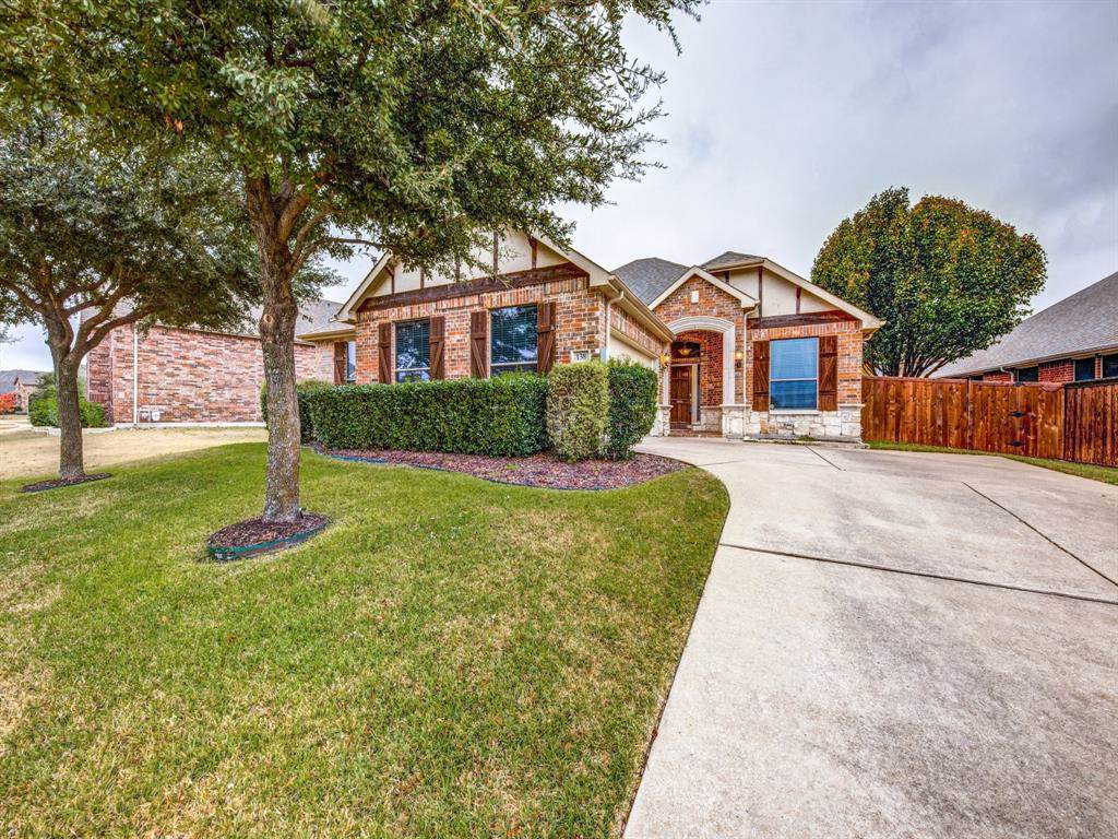 138 Anns Way - Photo 1