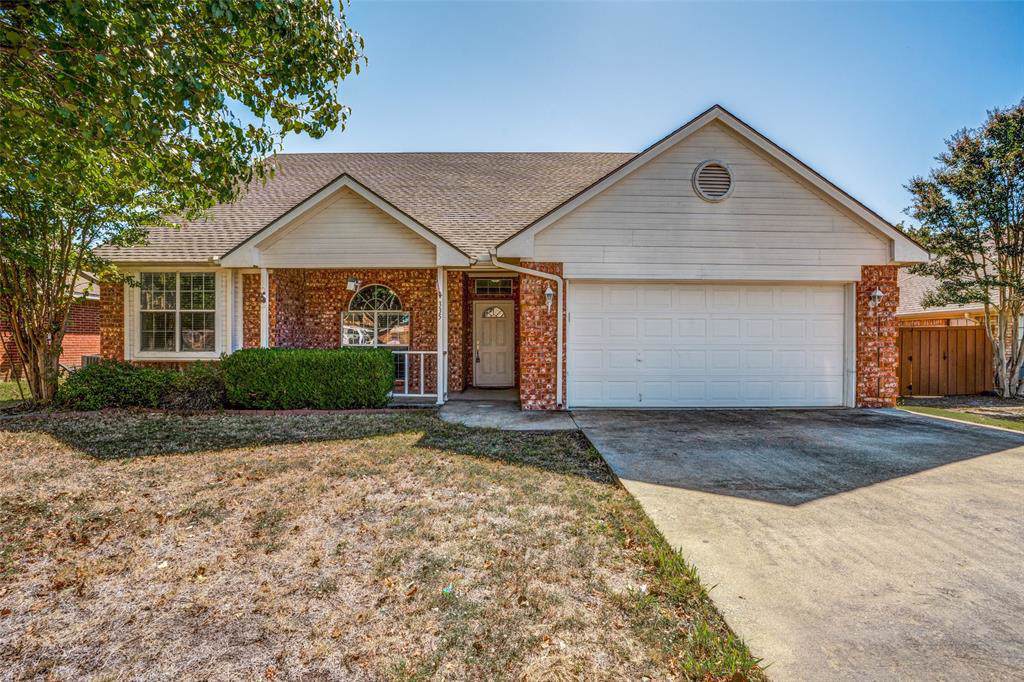 335 Peachtree Lane - Photo 1