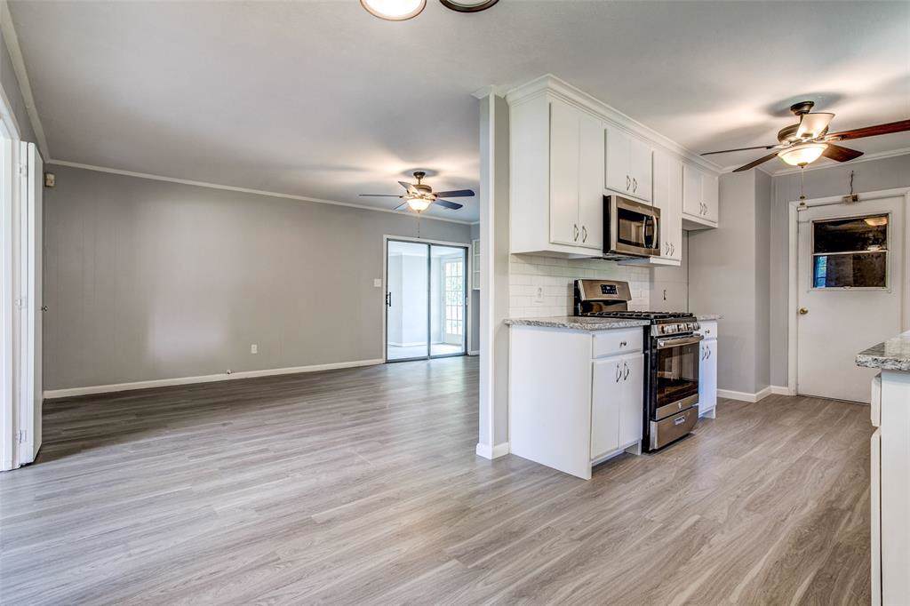 5906 Stonewall Street - Photo 1