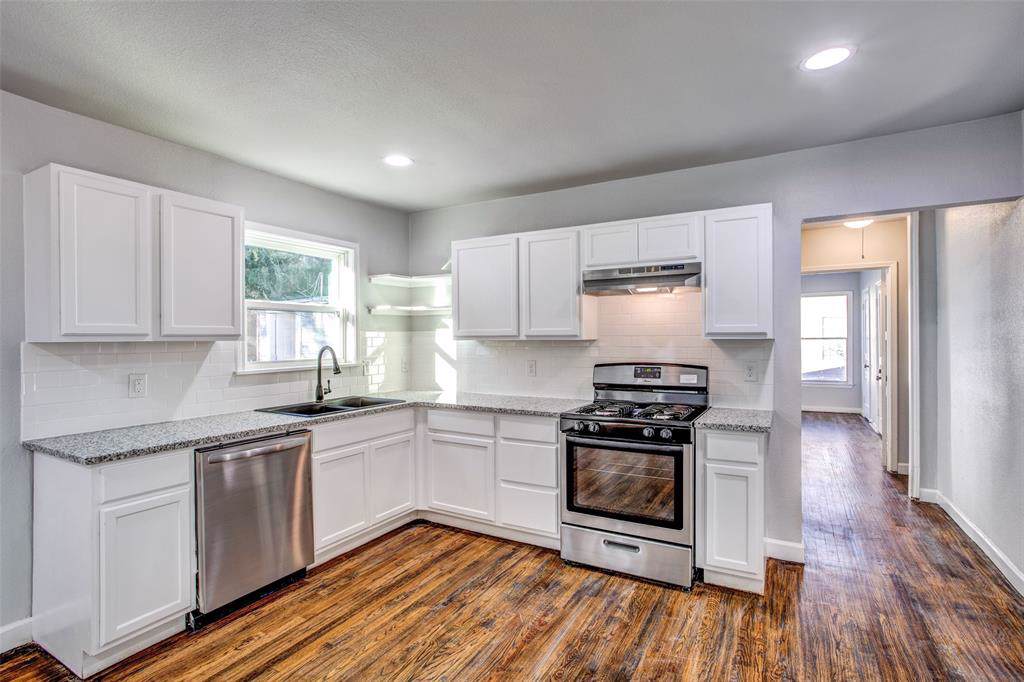 4415 Wayne Court - Photo 1