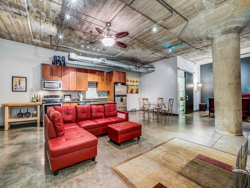 1122 Jackson Street - Photo 1