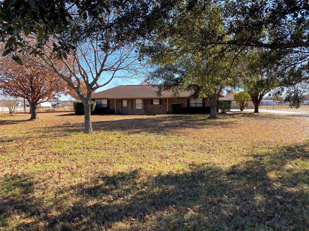 3601 Fm 51 - Photo 1
