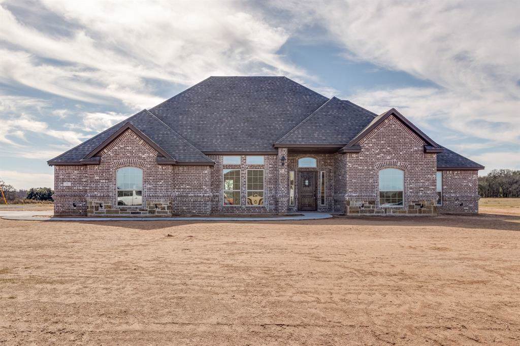 301 Mary Helen Court - Photo 1