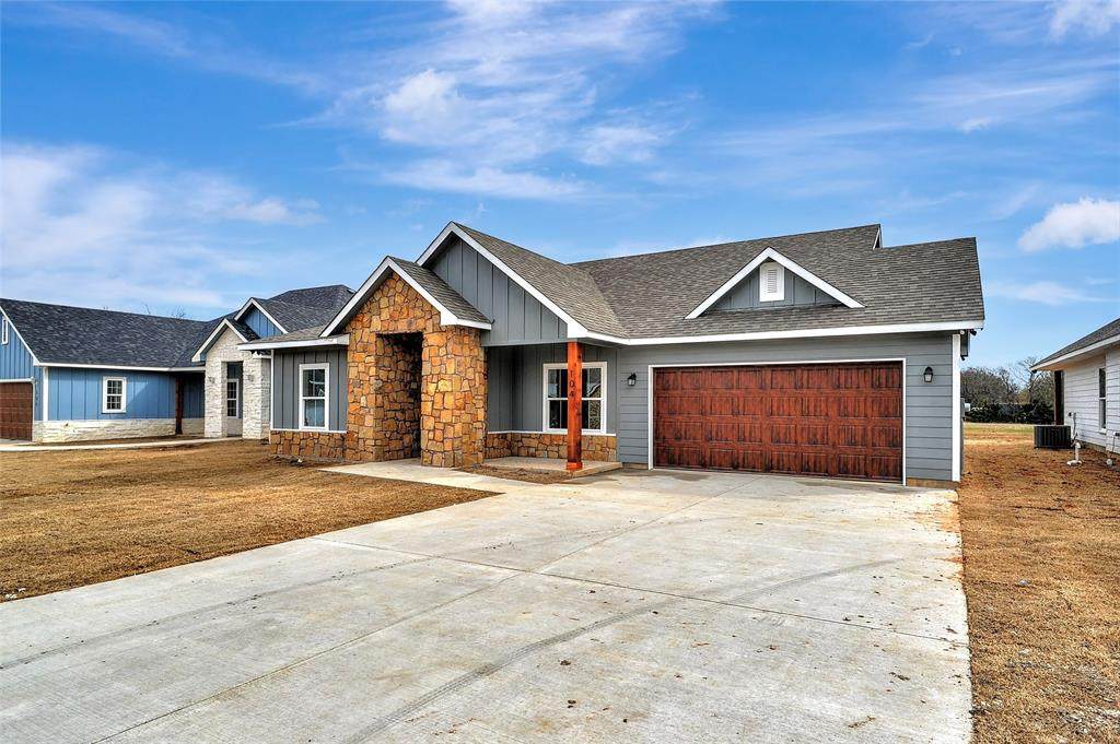 104 Clay Lane - Photo 1