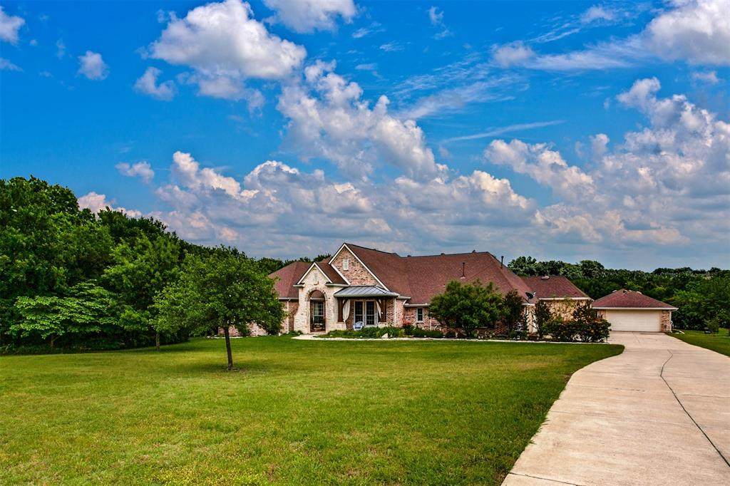 345 Cattlemans Trail - Photo 1