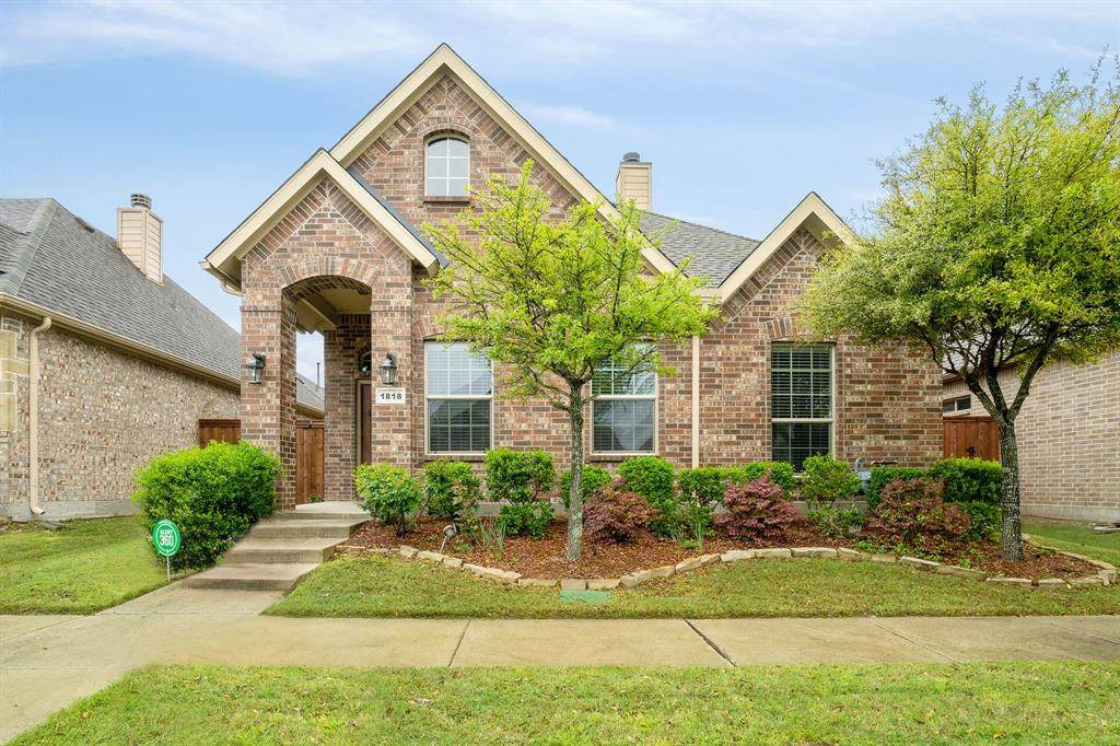 1818 Sanderlain Lane - Photo 1