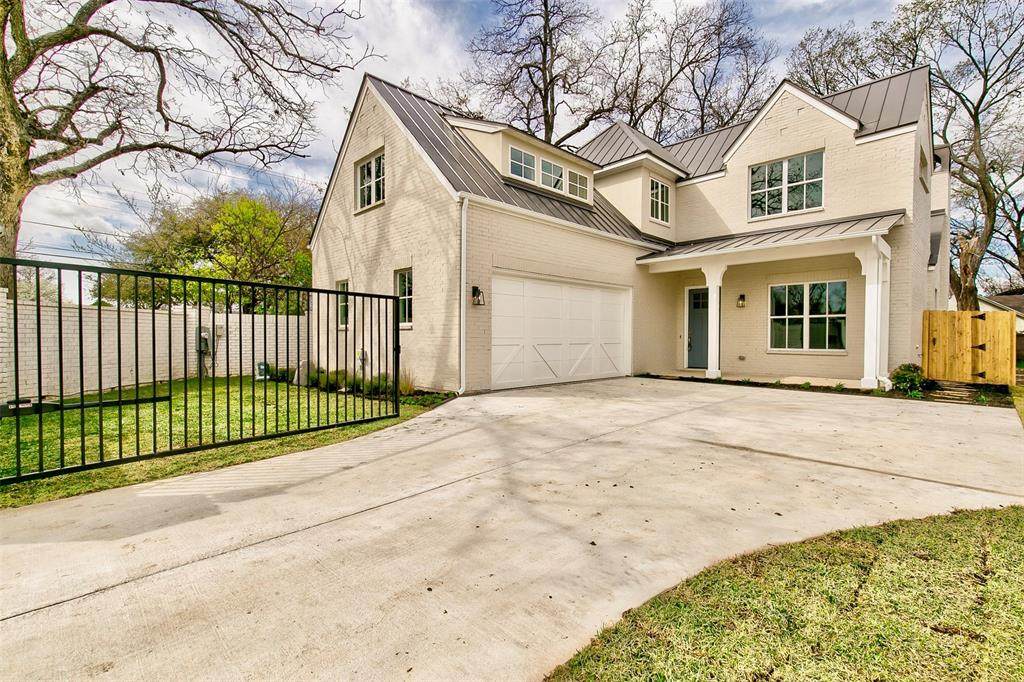 5626 Oaks Lane - Photo 1