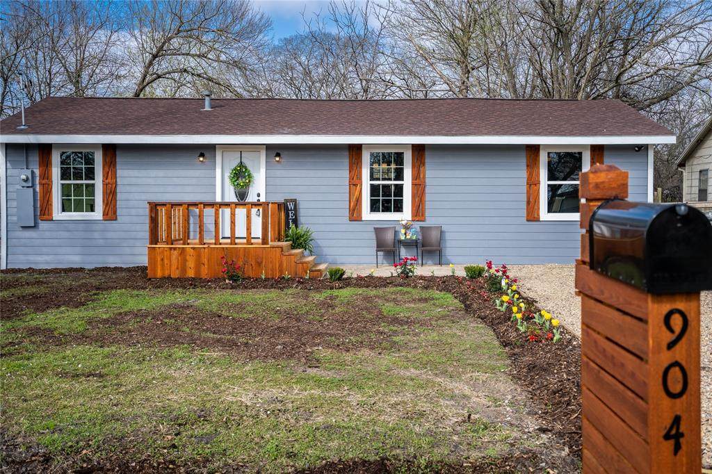 904 Branch Street - Photo 1