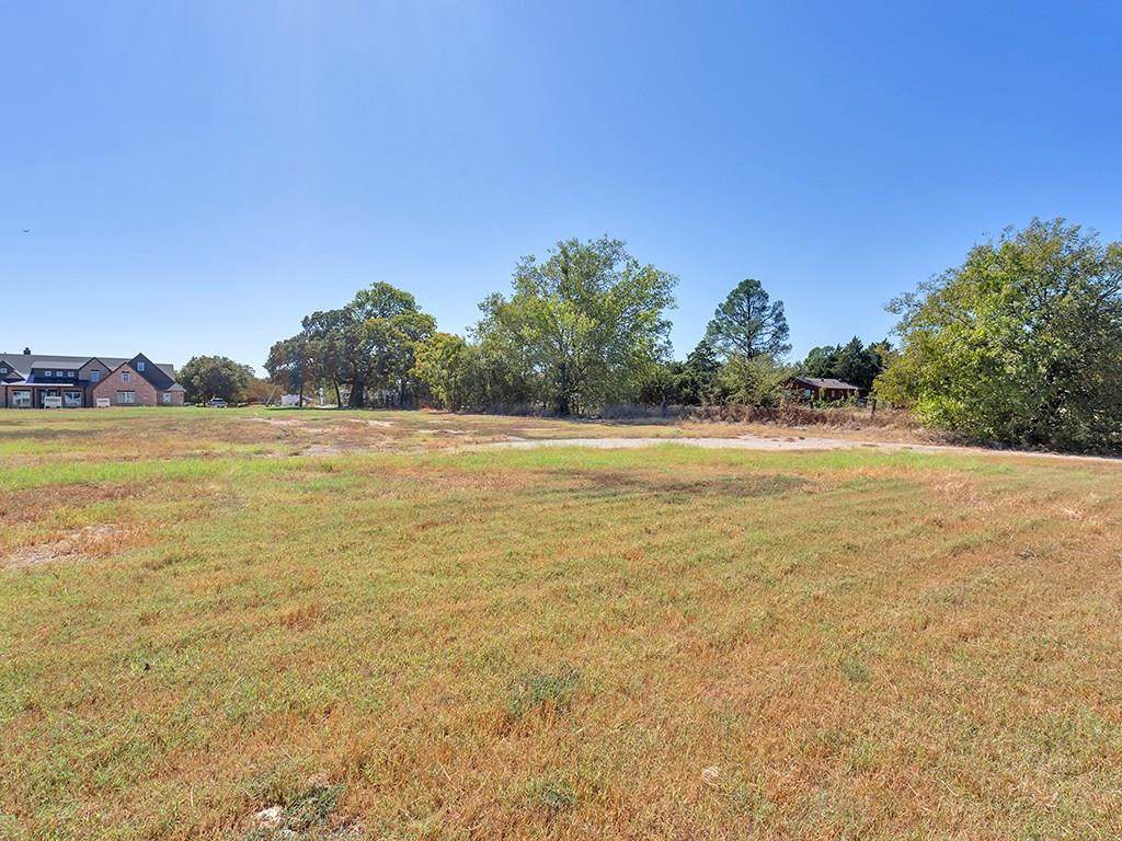 310 Mobile Drive - Photo 1