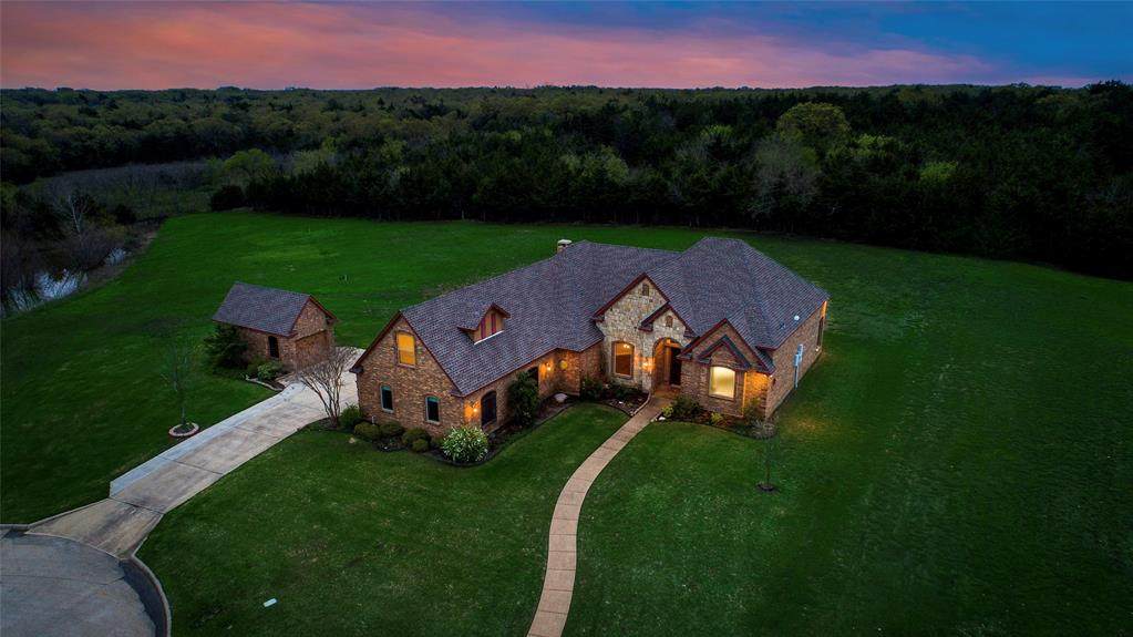3268 Hillview Drive - Photo 1