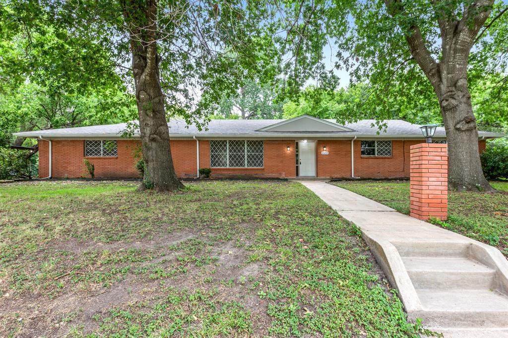 2600 Driftwood Street - Photo 1