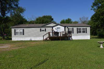 300 Oak Street - Photo 1