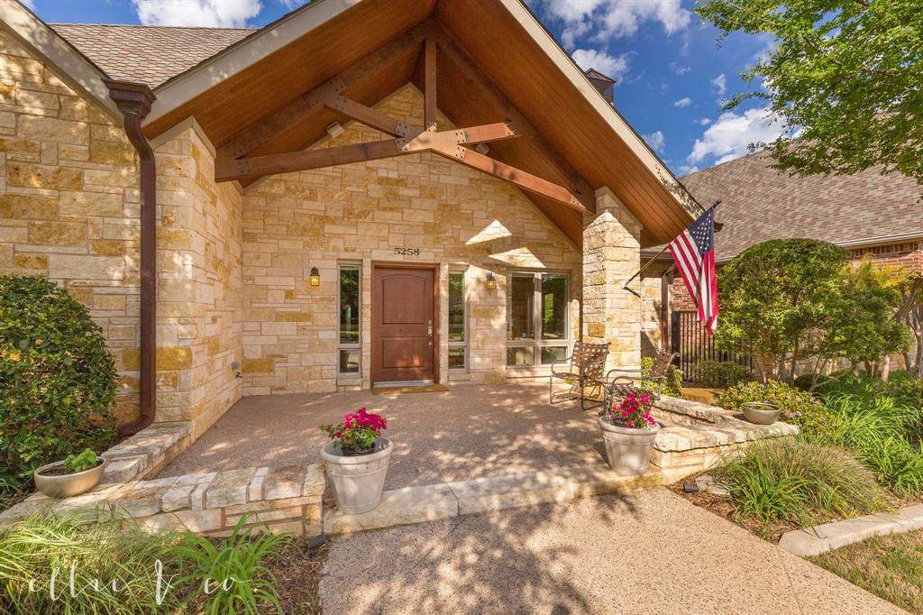5258 Wyndham Court - Photo 1