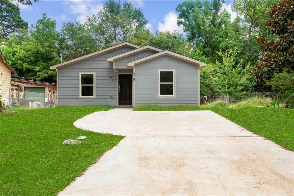 218 Willowbrook Avenue - Photo 1
