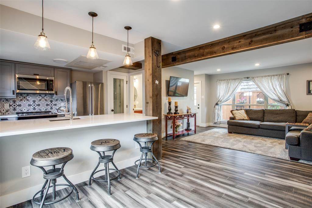 2710 Douglas Avenue - Photo 1