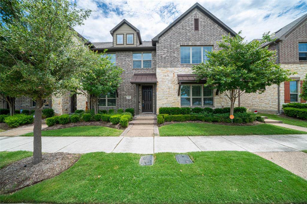 3939 Cascade Sky Drive - Photo 1