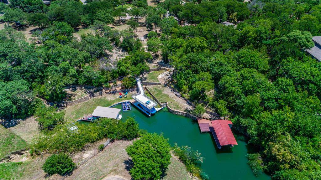 9525 Dickson Road - Photo 1