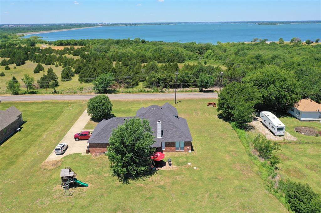 956 Lake Road - Photo 1