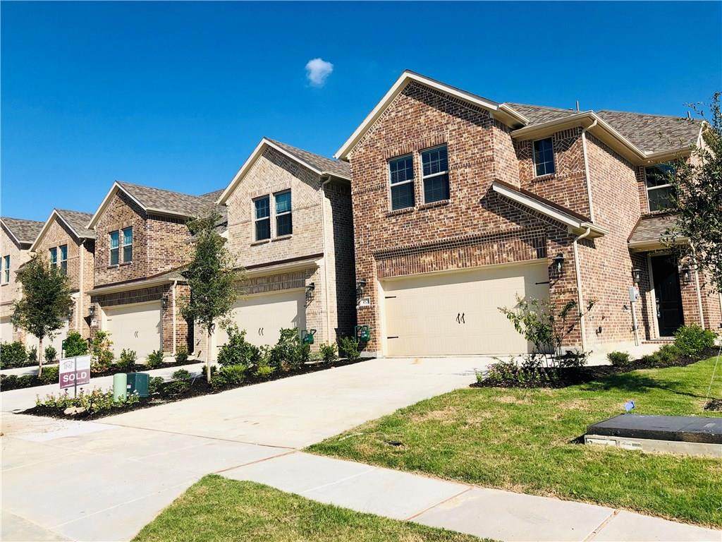 4520 Titus Circle - Photo 1