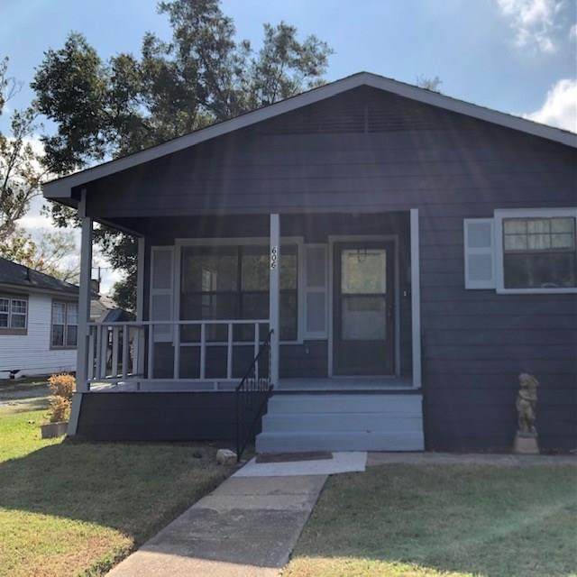 606 Elm Street - Photo 1