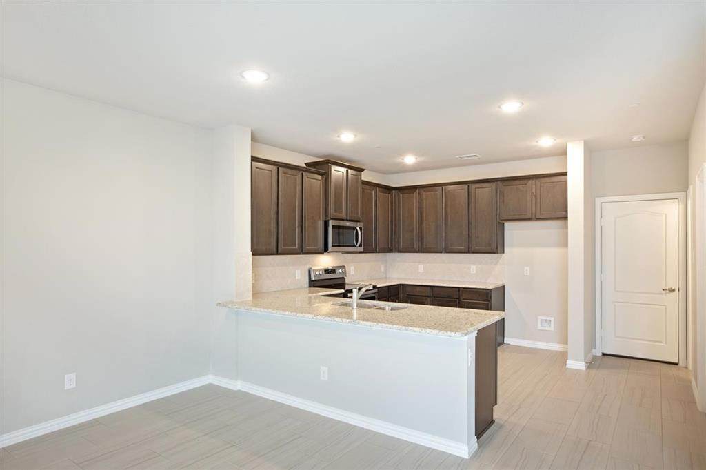 3505 Brentwood Drive - Photo 1