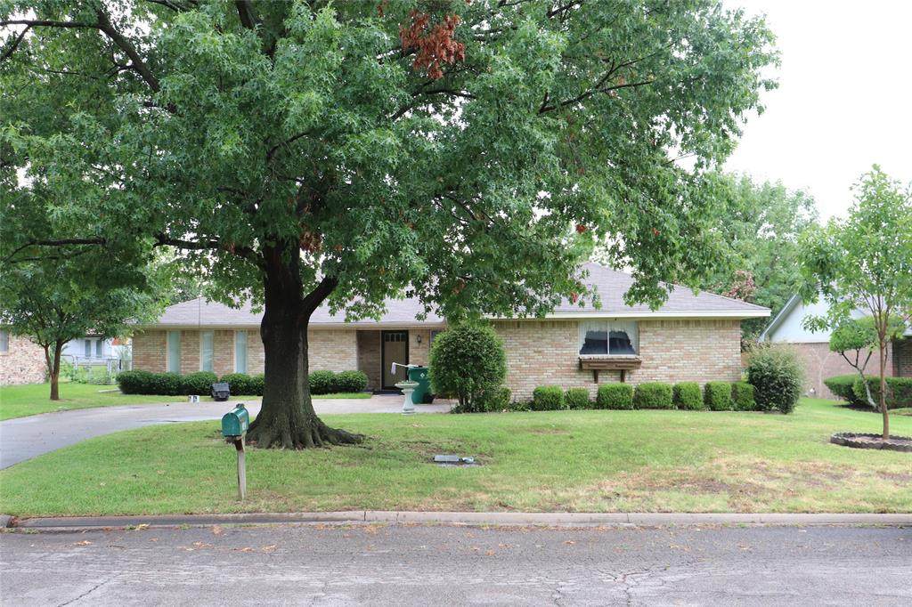 3402 Bonnie Lea Street - Photo 1