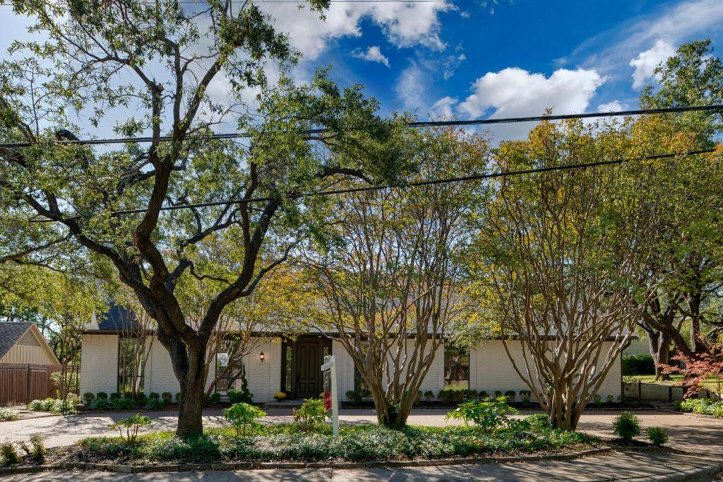 6824 Churchill Way - Photo 1