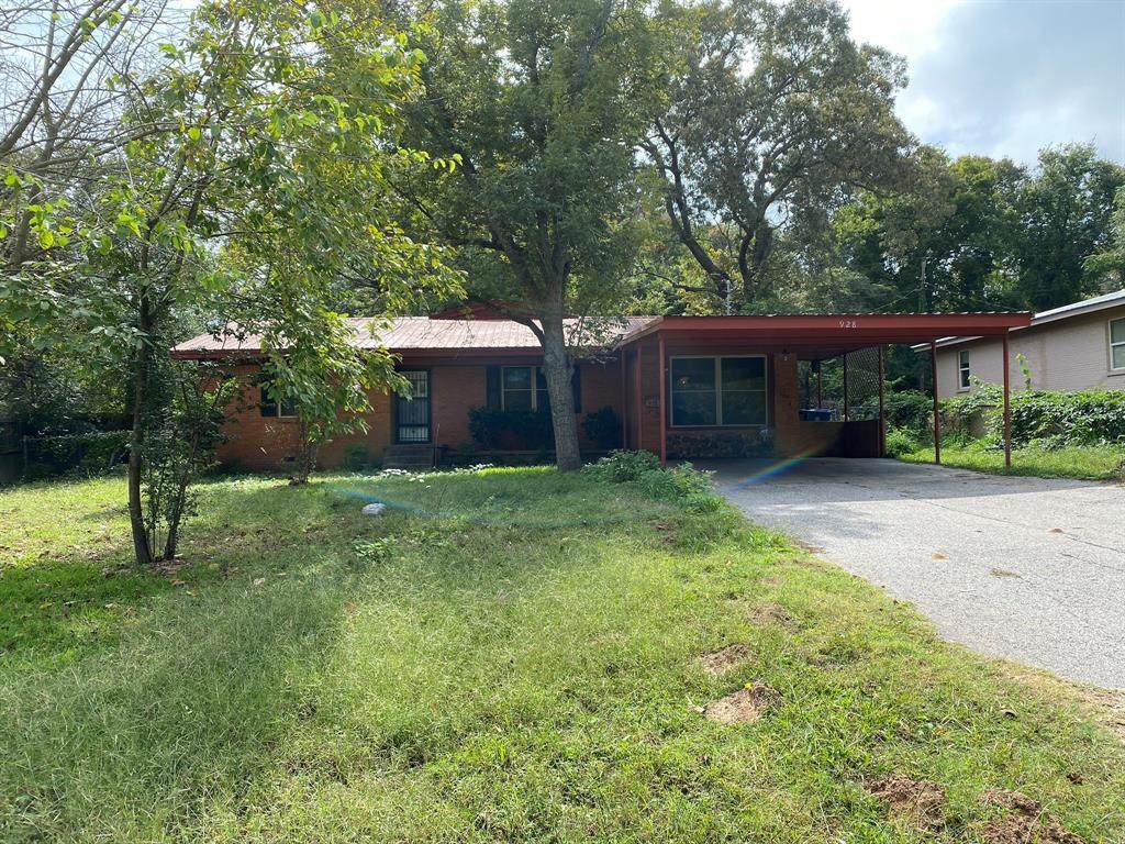 928 Maryland Drive - Photo 1