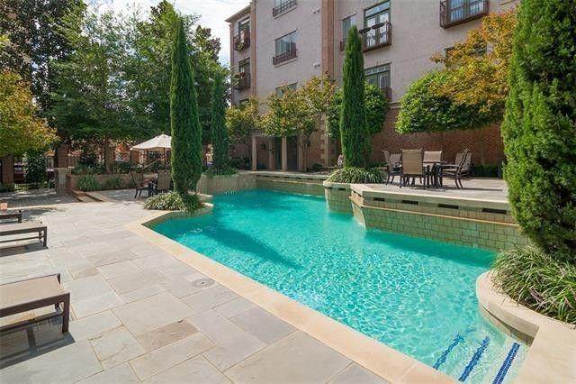 2885 Woodside Street - Photo 1