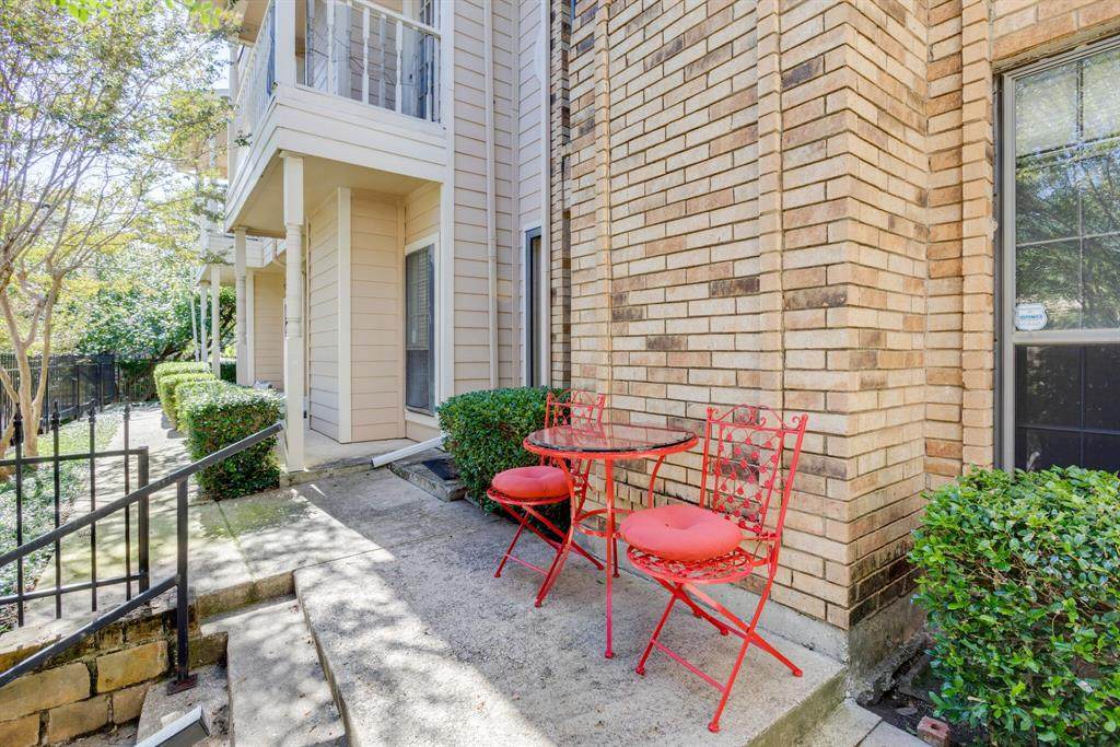 14333 Preston Road - Photo 1
