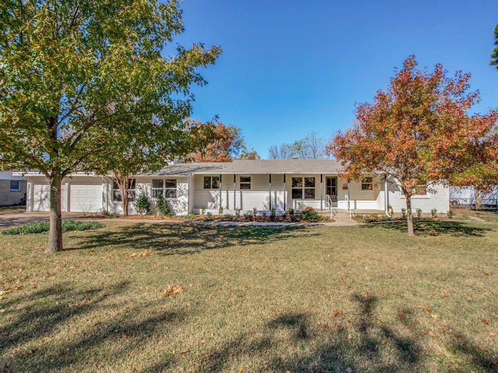 4325 Cummings Drive - Photo 1