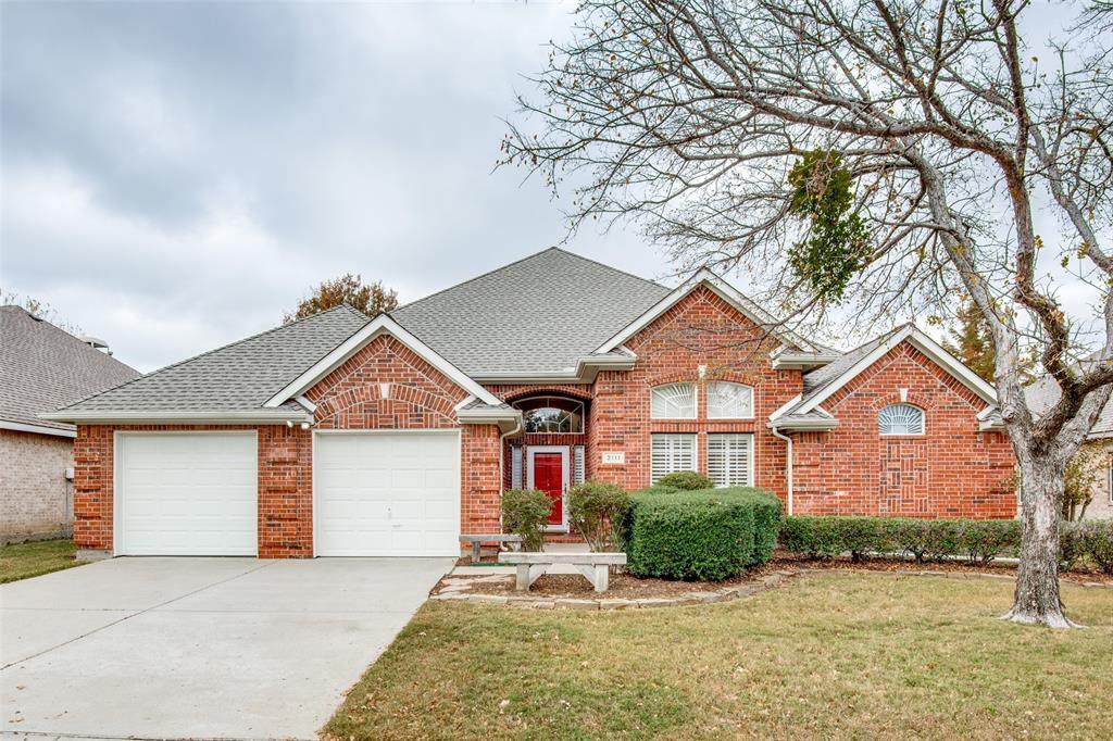 2111 Oakcrest Court - Photo 1