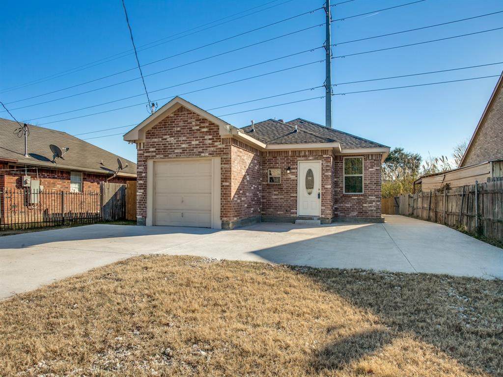 1242 Sleepy Hollow Drive - Photo 1