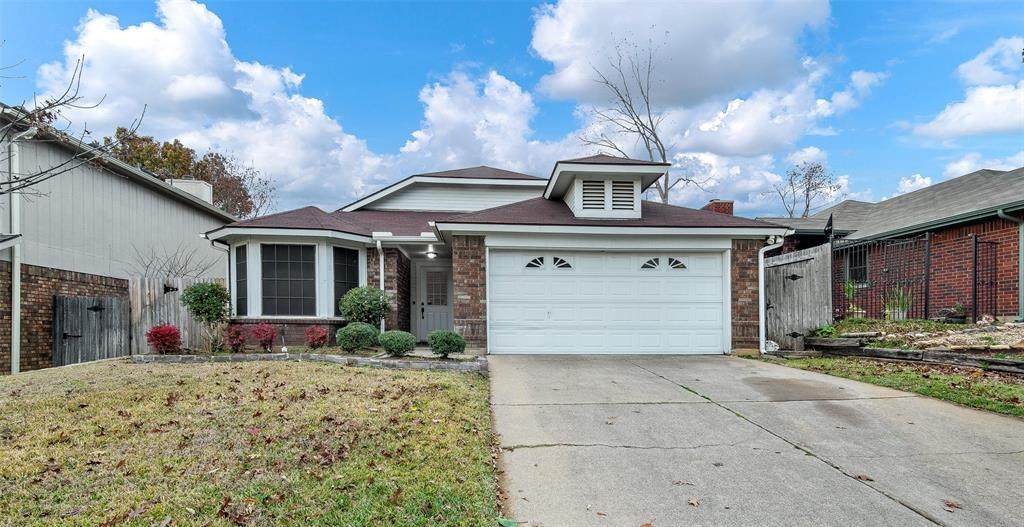 1416 Mockingbird Drive - Photo 1