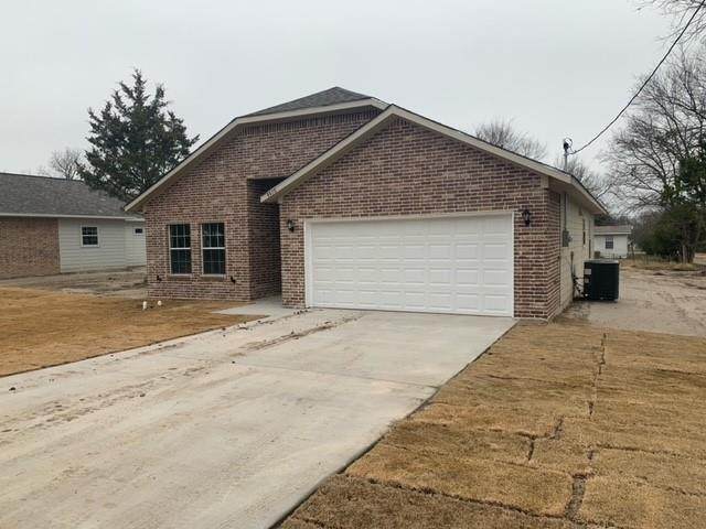 4404 Harris Street - Photo 1