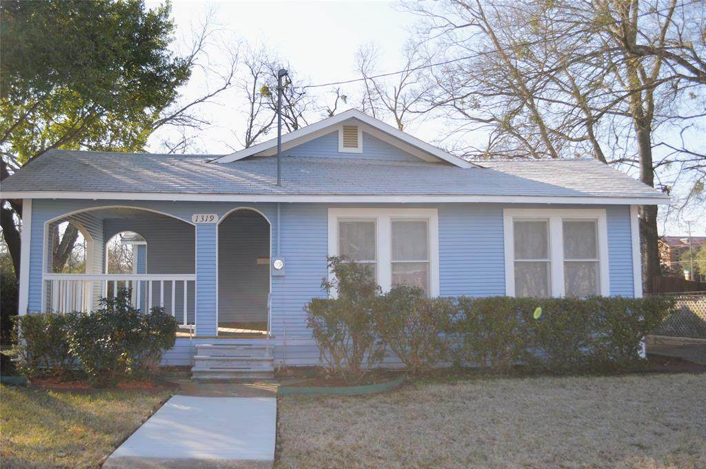 1319 Hunt Street - Photo 1