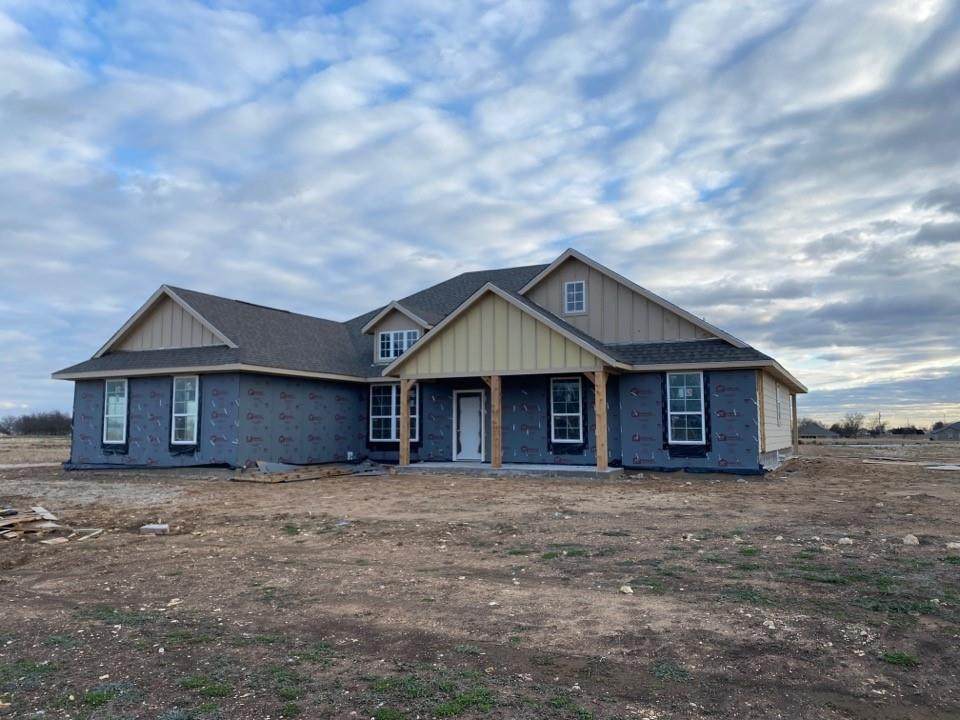 6335 Rhoden Avenue - Photo 1