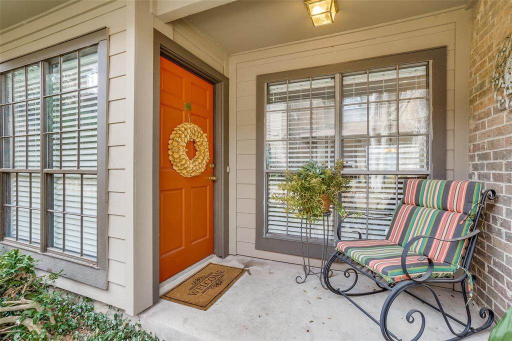 9910 Royal Lane - Photo 1
