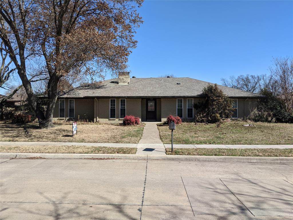1708 Cloister Way - Photo 1