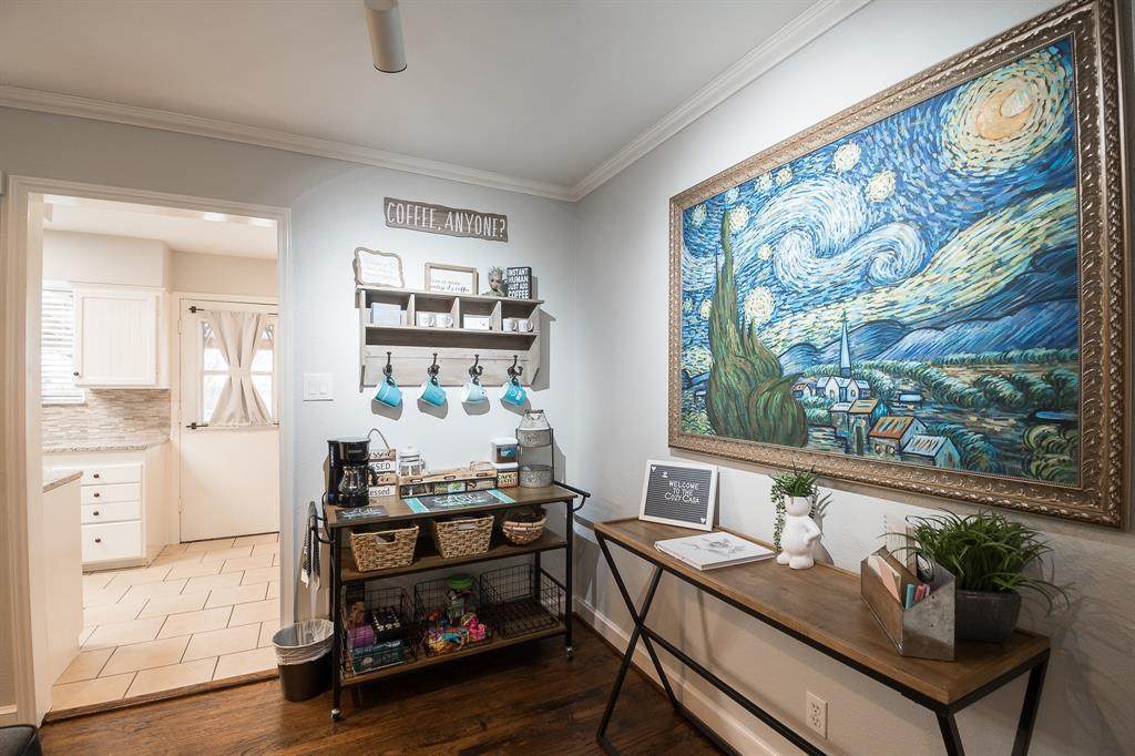 407 Brazos Street - Photo 1