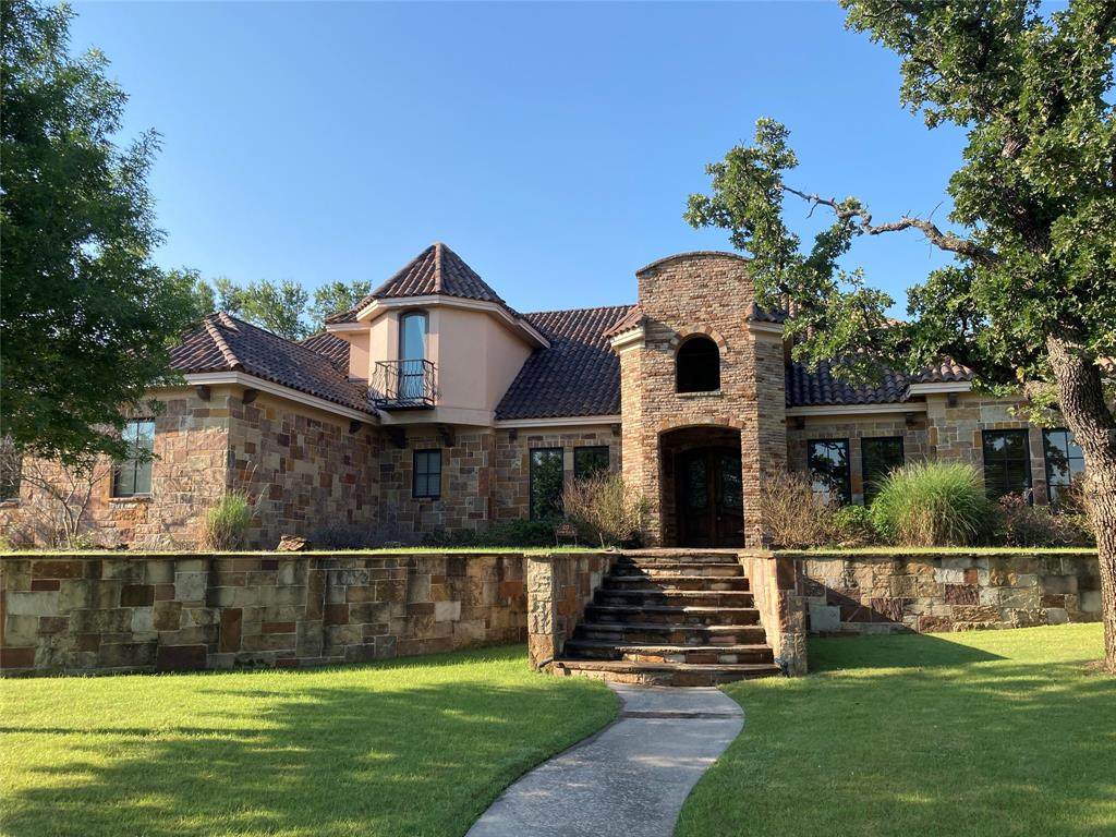 117 Country Club Drive - Photo 1
