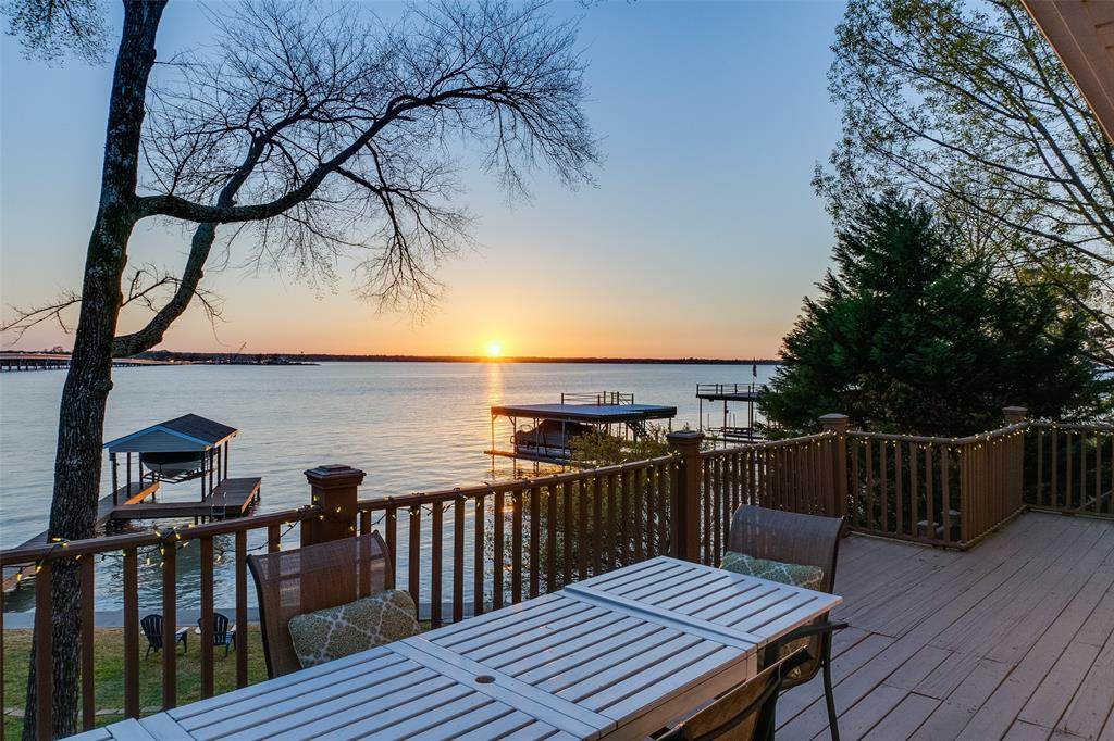 229 Loon Bay Drive - Photo 1