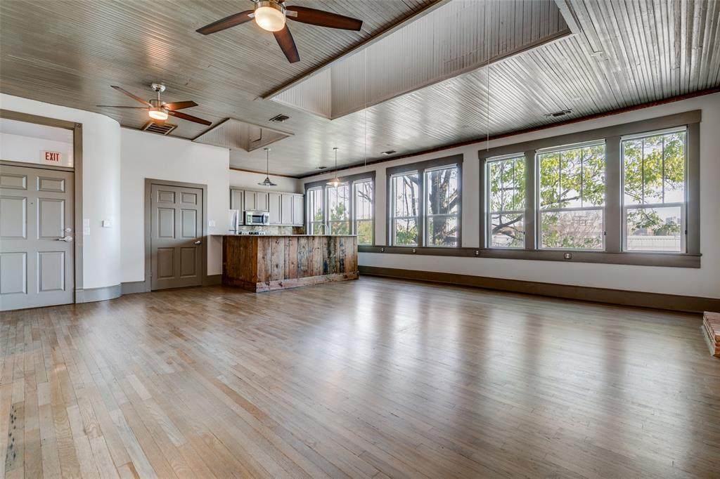 725 Magnolia Avenue - Photo 1